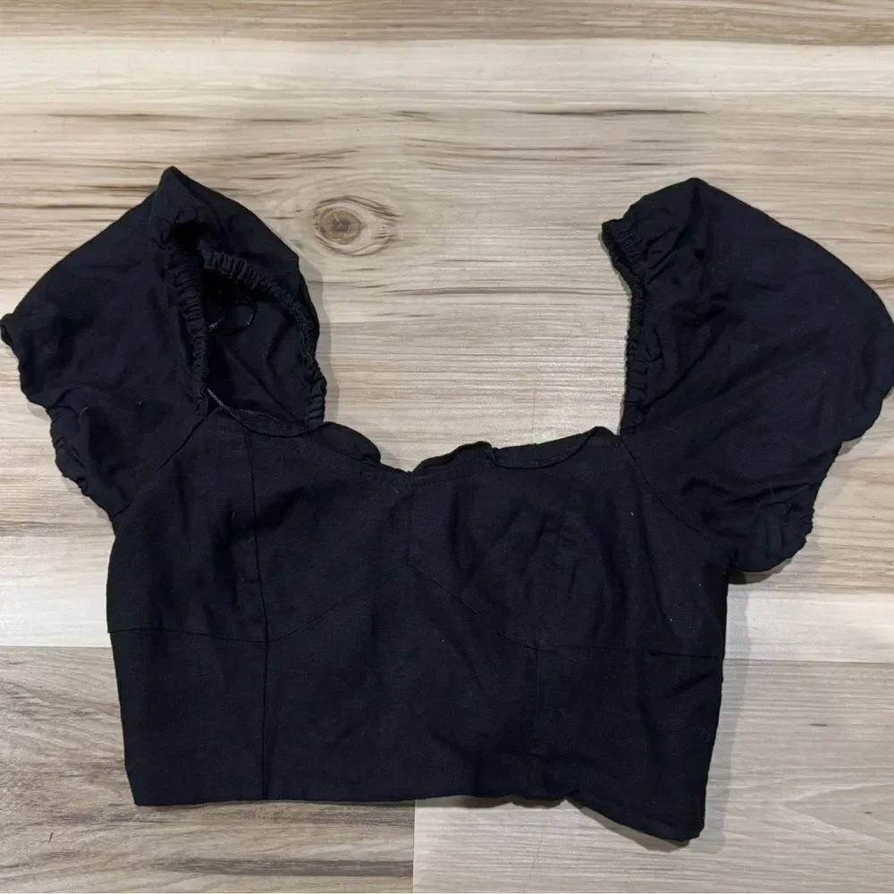House of Harlow 1960 Black Cropped Linen Bell Sleeve Top Women’s 4